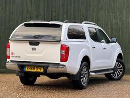 Nissan Navara 2.3 dCi Tekna 4WD Euro 6 (s/s) 4dr at 23th