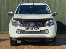 Mitsubishi L200 2.4 DI-D DC Barbarian 4WD Euro 6 4dr at 5th