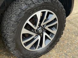 Nissan Navara 2.3 dCi Tekna 4WD Euro 6 (s/s) 4dr at 30th
