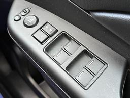 Honda CR-V 2.0 i-VTEC Black Edition 4WD Euro 6 (s/s) 5dr at 31th