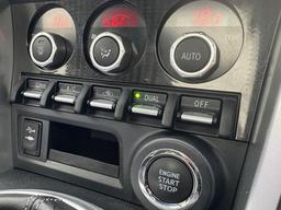 Toyota GT86 2.0 Boxer D-4S Club Series Blue Edition Euro 6 2dr at 21th