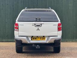 Mitsubishi L200 2.4 DI-D DC Barbarian Auto 4WD Euro 6 4dr at 12th