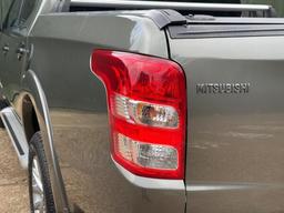 Mitsubishi L200 2.4 DI-D DC Warrior 4WD Euro 6 4dr at 40th