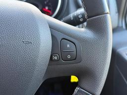 Renault Trafic 2.0 dCi ENERGY 28 Black Edition EDC SWB Standard Roof Euro 6 (s/s) 5dr at 34th