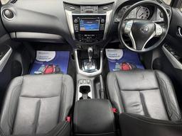 Nissan Navara 2.3 dCi Tekna Auto 4WD Euro 6 4dr at 10th