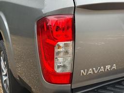 Nissan Navara 2.3 dCi Tekna Auto 4WD Euro 6 4dr at 30th