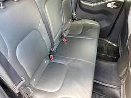 Nissan Navara 2.5 dCi Tekna Auto 4WD Euro 5 4dr at 23th