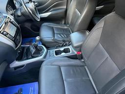 Nissan Navara 2.3 dCi Tekna 4WD Euro 6 (s/s) 4dr at 16th