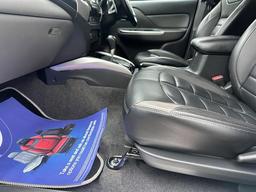 Mitsubishi L200 2.4 DI-D DC Barbarian Auto 4WD Euro 6 4dr at 33th