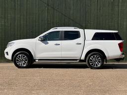 Nissan Navara 2.3 dCi Tekna 4WD Euro 6 (s/s) 4dr at 12th